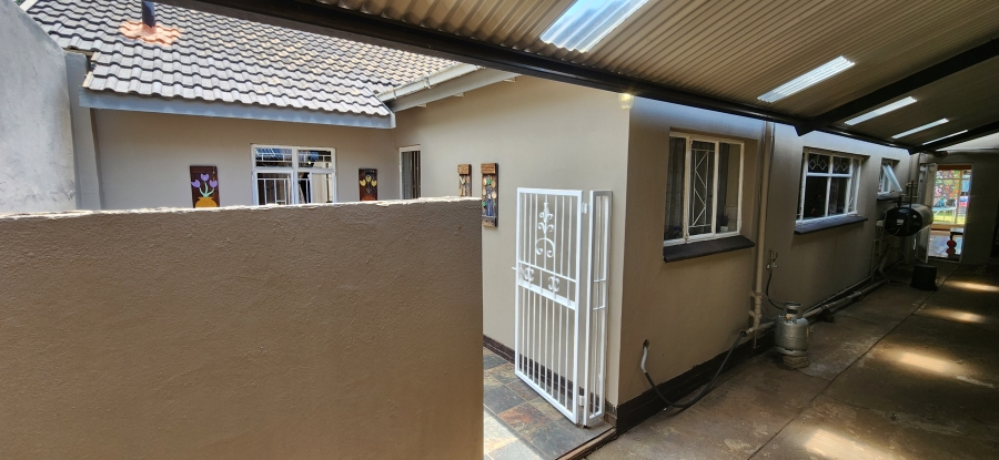 4 Bedroom Property for Sale in Baillie Park North West